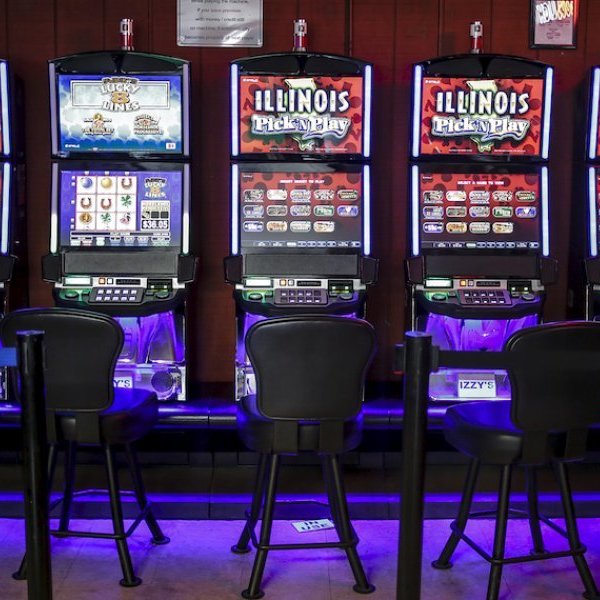 Aurora, Illinois Sets a Video Gambling License Moratorium